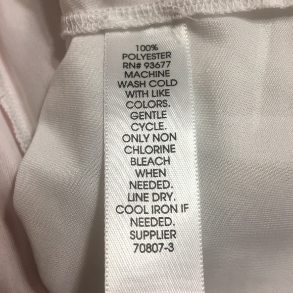 Beautiful white blouse - Picture 3 of 3